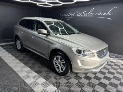 Used Volvo XC60 SE Lux 220 HP (161 kW) 2015 Gold SUV