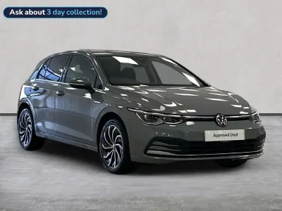 Second-hand VW Golf VIII Edition 130 CP (95 kW) 2023 Gri Hatchback