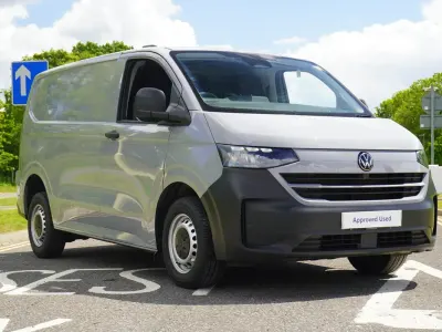Usado VW Transporter 150 HP (110 kW) 2025 Cinzento Van
