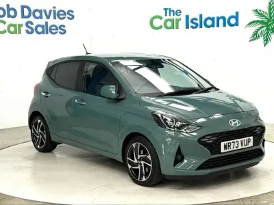 Used Hyundai i10 Premium 84 HP (61 kW) 2023 Green Hatchback