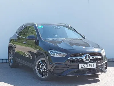 Usado Mercedes GLA180 AMG Line Premium 136 HP (100 kW) 2021 Preto SUV