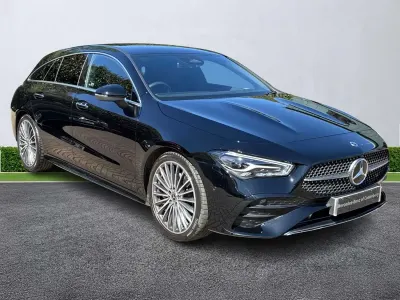 Usado Mercedes CLA220 AMG Line Premium 2025 Preto Sedan