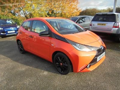 Used Toyota Aygo X-cite 68 HP (50 kW) 2014 Orange Hatchback