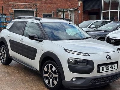 Used Citroën C4 Cactus Flair 82 HP (60 kW) 2015 White Hatchback