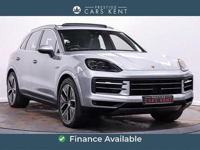 Used Porsche Cayenne 470 HP (345 kW) 2024 Silver SUV