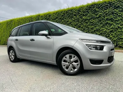 Używany Citroën Grand C4 Picasso VTR Sport 100 KM (73 kW) 2015 Srebrny Minivan