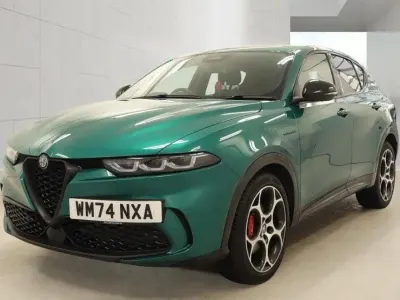 Begagnad Alfa Romeo Tonale Veloce 158 HK (116 kW) 2024 Grön SUV