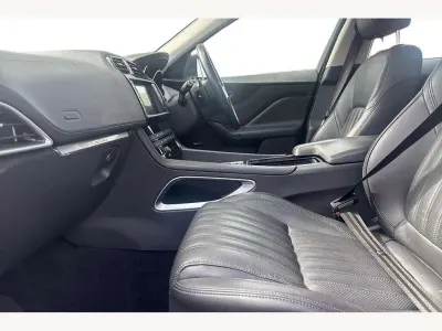 Używany Jaguar F-Pace