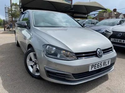 Begagnad VW Golf VII Match 2015 Silver Halvkombi