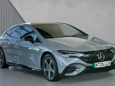 Usado Mercedes EQE350 AMG line 214 kW (292 HP) 2025 Cinzento Sedan
