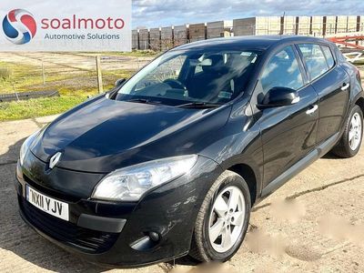 Used Renault Mégane III Dynamique 110 HP (80 kW) 2011 Black Hatchback