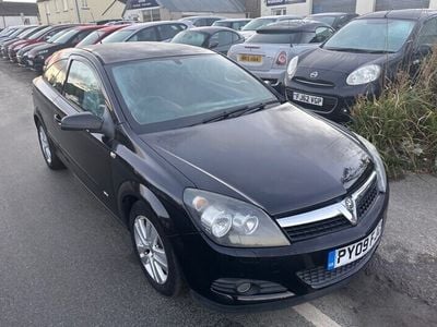 Second-hand Vauxhall Astra Sport 115 CP (84 kW) 2009 Negru Hatchback