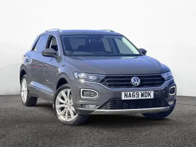 Usado VW T-Roc SEL 150 HP (110 kW) 2019 Cinzento SUV