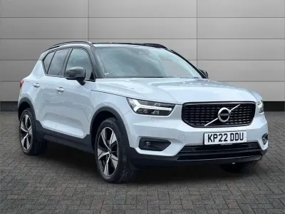 Used Volvo XC40 R-Design 73 HP (53 kW) 2022 Black SUV