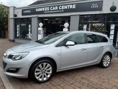 Used Vauxhall Astra 115 HP (84 kW) 2012 Silver Estate