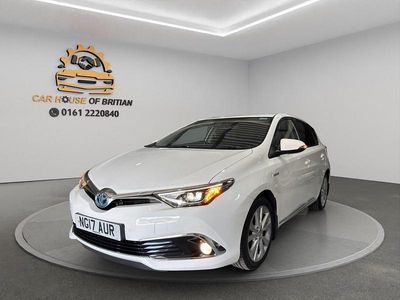 Used Toyota Auris Hybrid 2017 White Hatchback