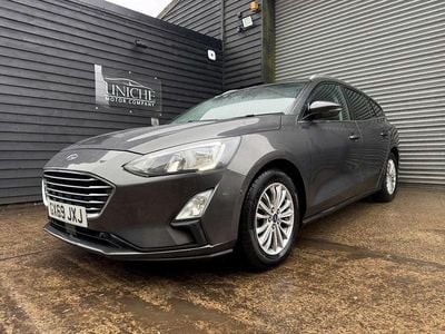Used Ford Focus Titanium 125 HP (91 kW) 2019 Grey Estate