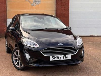 Used Ford Fiesta Zetec 70 HP (51 kW) 2017 Black Hatchback