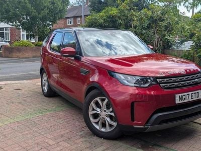 Land Rover Discovery 5