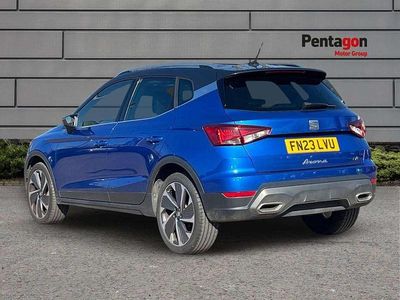 Begagnad Seat Arona FR 108 HK (79 kW) 2023 Blå SUV