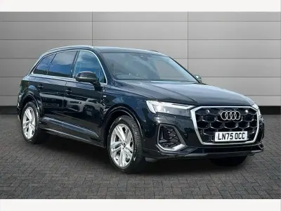 Used Audi Q7 S-Line 231 HP (169 kW) 2025 Mythos black SUV