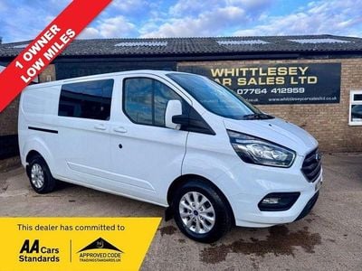 Used Ford Transit Custom Limited 130 HP (95 kW) 2022 White Van