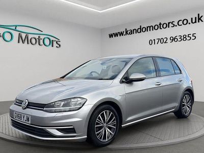 Used VW Golf VII SE 131 HP (96 kW) 2018 Silver Hatchback