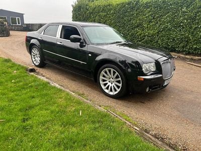 Black Used 2010 Chrysler 300C Sedan | £5,495 (Fair price)