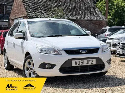 Used Ford Focus Sport 99 HP (72 kW) 2011 White Hatchback