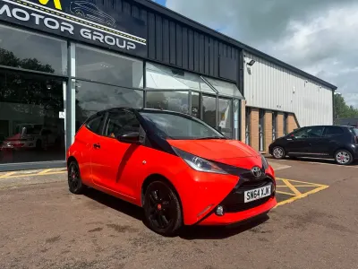 Used Toyota Aygo X-cite 68 HP (50 kW) 2014 Orange Hatchback