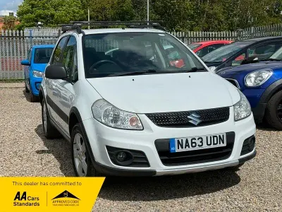 Used Suzuki SX4 SZ5 120 HP (88 kW) 2013 White Hatchback