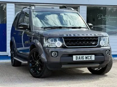 Używany Land Rover Discovery 4 Landmark 256 KM (188 kW) 2016 Szary SUV