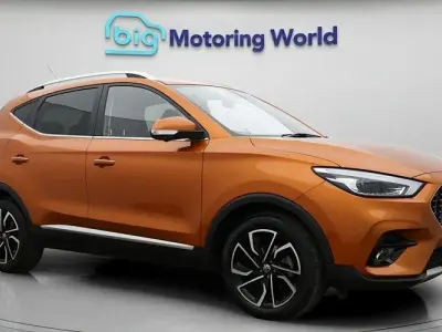 Used MG ZS Exclusive 106 HP (77 kW) 2024 Orange SUV