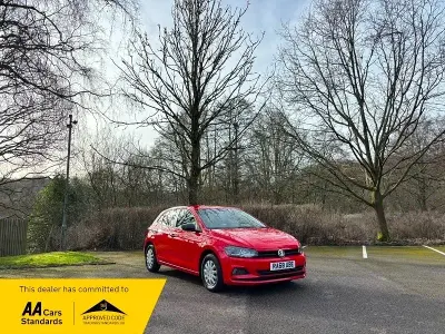 Begagnad VW Polo S 65 HK (47 kW) 2019 Röd Halvkombi