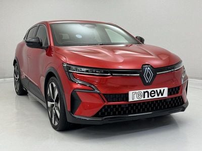 Used Renault Megane E-Tech 159 kW (217 HP) 2023 Special metallic  flame red  Hatchback