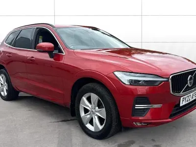 Usado Volvo XC60 Momentum 197 CV (144 kW) 2021 Rojo SUV