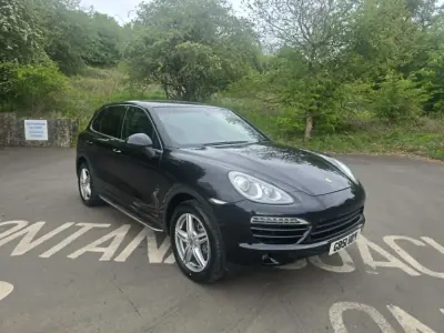 Begagnad Porsche Cayenne 245 HK (180 kW) 2013 Svart SUV