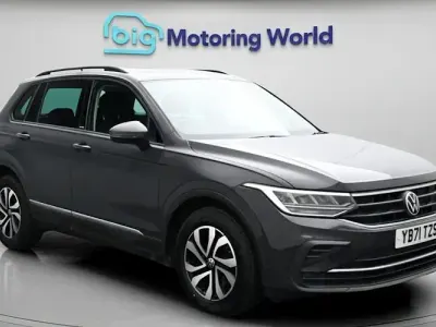 Usado VW Tiguan Active 131 CV (96 kW) 2021 Gris SUV