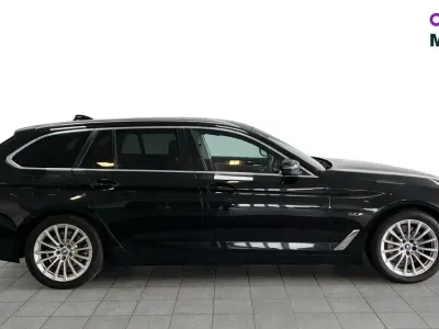 Used BMW 530e Comfort Edition 292 HP (214 kW) 2023 Black sapphire Estate