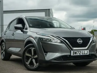 Used Nissan Qashqai N-Connecta 155 HP (114 kW) 2023 Grey SUV