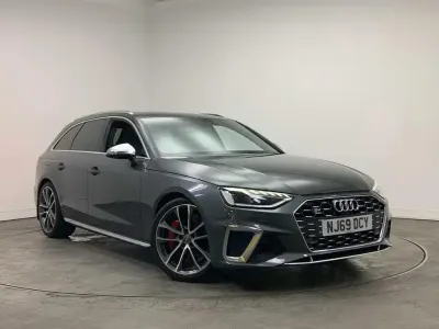 Used Audi A4 Design 341 HP (250 kW) 2019 Grey Estate
