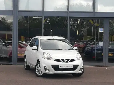 Begagnad Nissan Micra Acenta 80 HK (58 kW) 2016 Vit Halvkombi