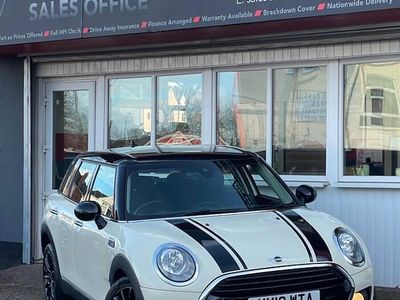 Used Mini Cooper Clubman 136 HP (100 kW) 2018 White Estate