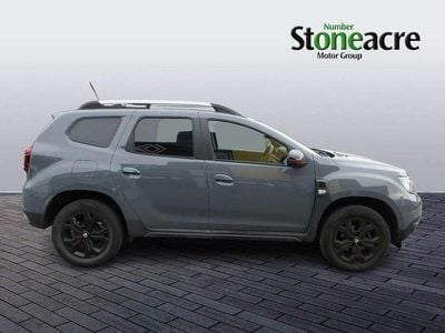 Begagnad Dacia Duster Extreme 91 HK (66 kW) 2022 Grå SUV