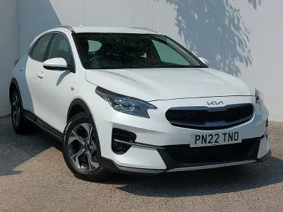 Used Kia XCeed 2022 White SUV