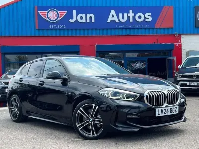 Używany BMW 118 M Sport 2024 Czarny Hatchback