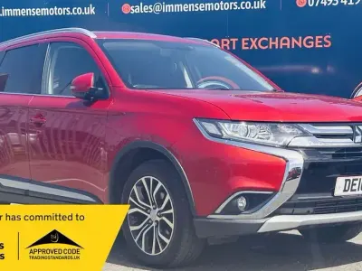 Used Mitsubishi Outlander 147 HP (108 kW) 2016 Red SUV
