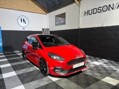Used Ford Fiesta ST 200 HP (147 kW) 2018 Red Hatchback