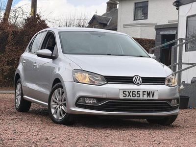 Used VW Polo SE 75 HP (55 kW) 2015 Silver Hatchback