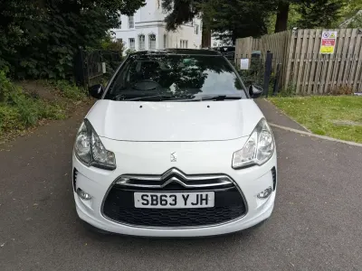 Used Citroën DS3 120 HP (88 kW) 2013 White Hatchback